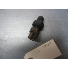 32L110 Engine Oil Pressure Sensor For 03-04 Ford Expedition  4.6